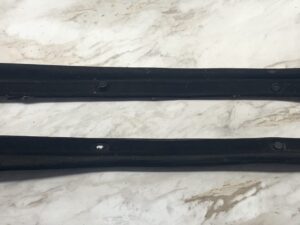Door seal felt