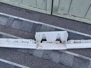 Rear Stone Deflector with stone deflector support